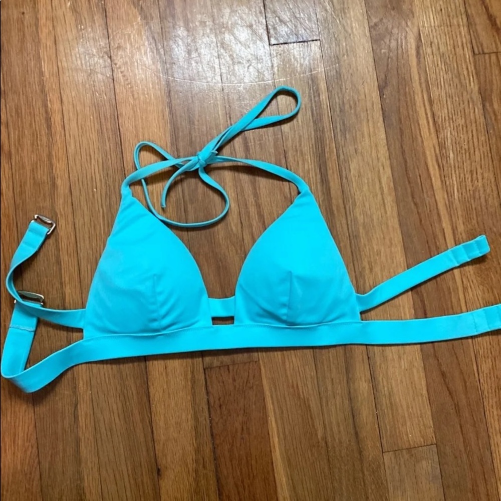 Victoria’s Secret Add 2 cups bikini top